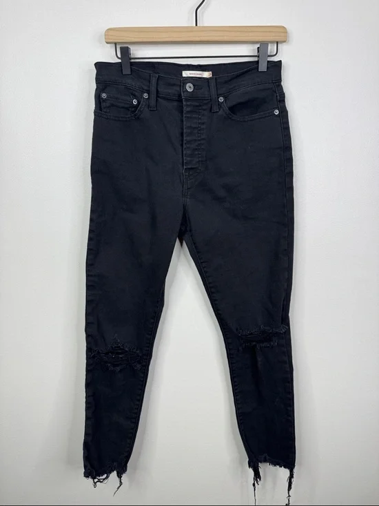 Levi's Wedgie Skinny Jeans Black Distressed Raw Hem High Rise Button Fly Size 29 - Picture 1 of 8